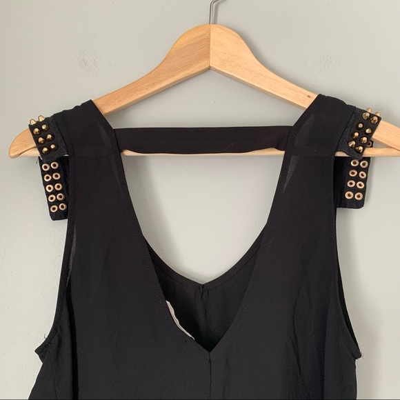 Lush Studded Shoulder Tank - Picture 5 of 10